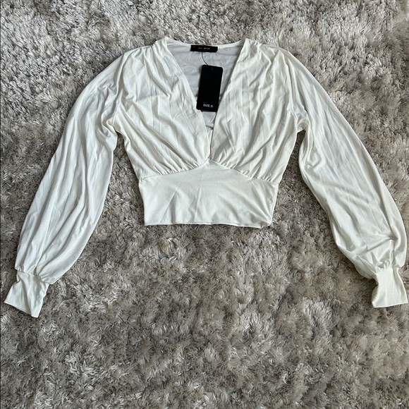 NWT White V-Neck Long Sleeve Blouse - Picture 4 of 4